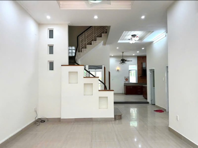 Biệt Thự Hướng Chính Tây Nam Thiên 1, Phú Mỹ Hưng Quận 7